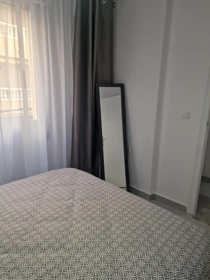 Almudena Apartments Torrevieja Kültér fotó